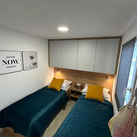 Mobile Mare Blu Kemping