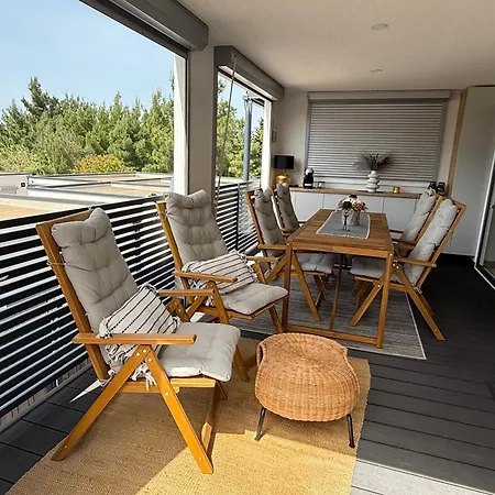 Camping Mobile Mare Blu