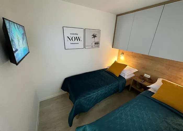 Camping Mobile Mare Blu *