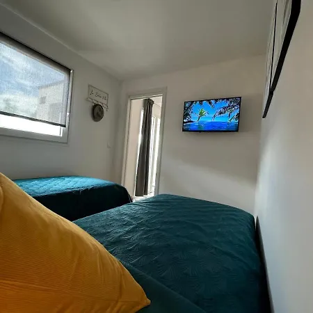 Mobile Mare Blu אתר קמפינג רובנסקה